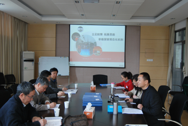 校关工委来公司检查关工委常态化建设工作