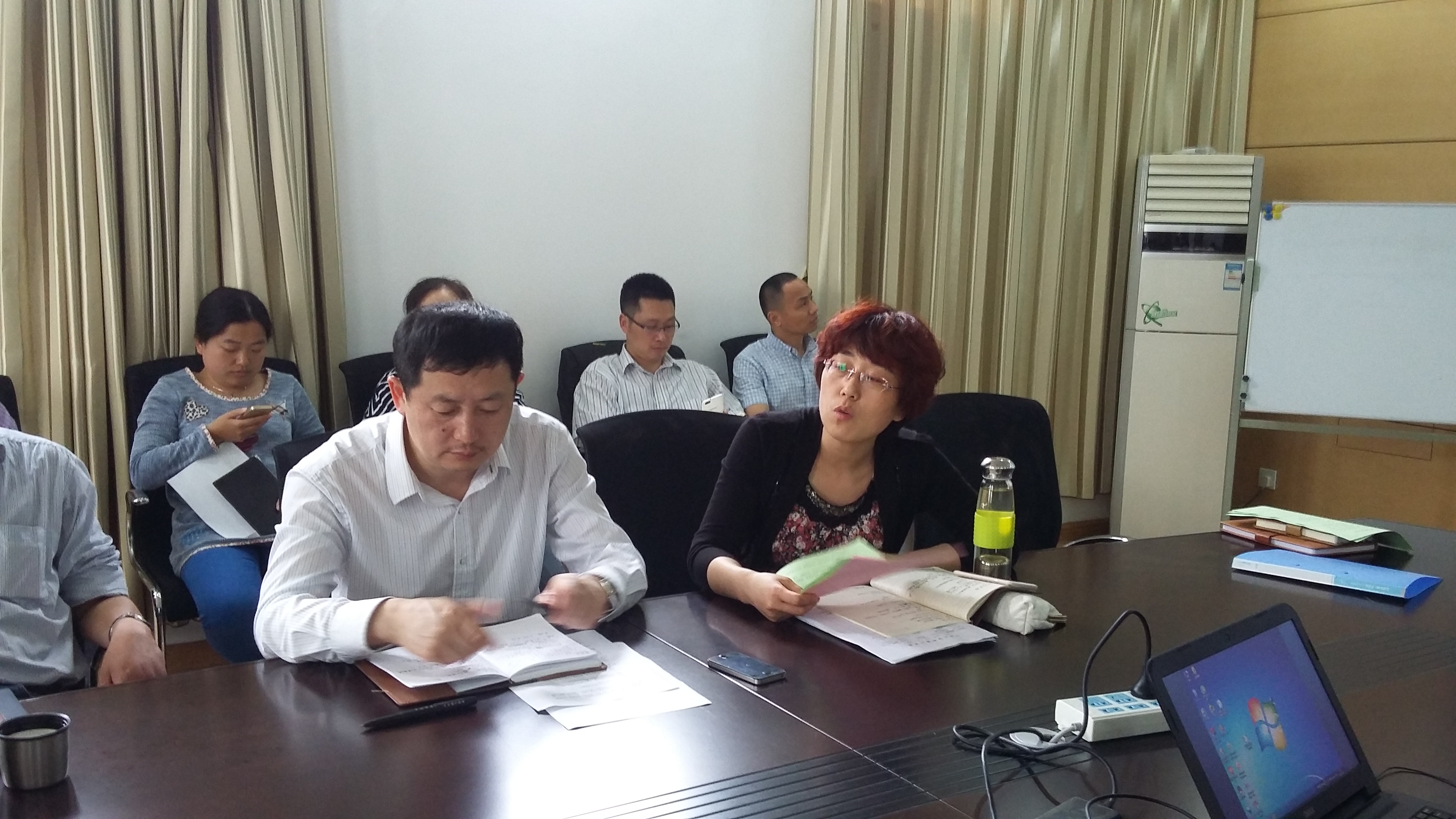 公司召开中层干部会议部署近期重点工作