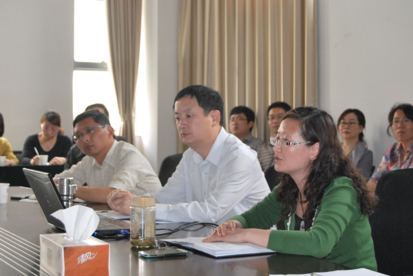 公司召开教师发展座谈会