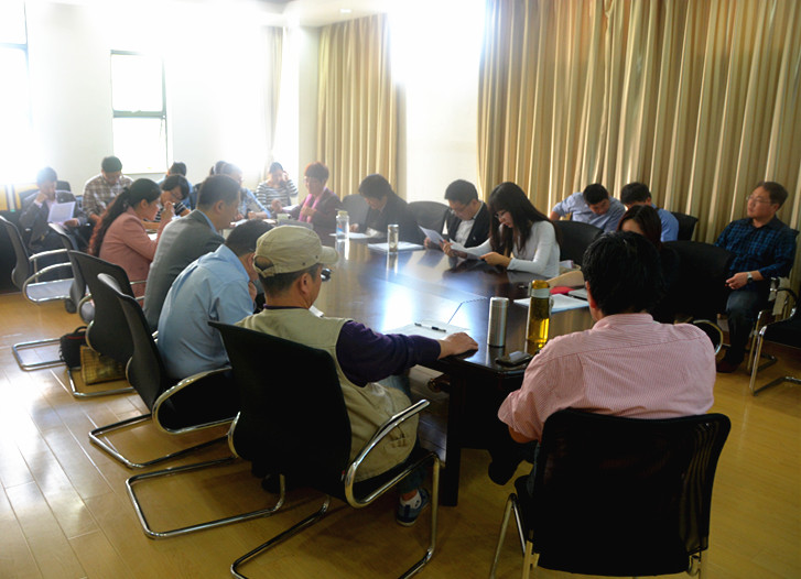 公司召开数学团队建设及公司产品方案研讨会