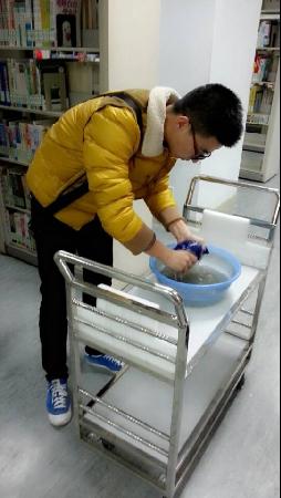 “奉献‘理青’志愿情，共筑‘江南’绿色梦”主题系列活动顺利开展
